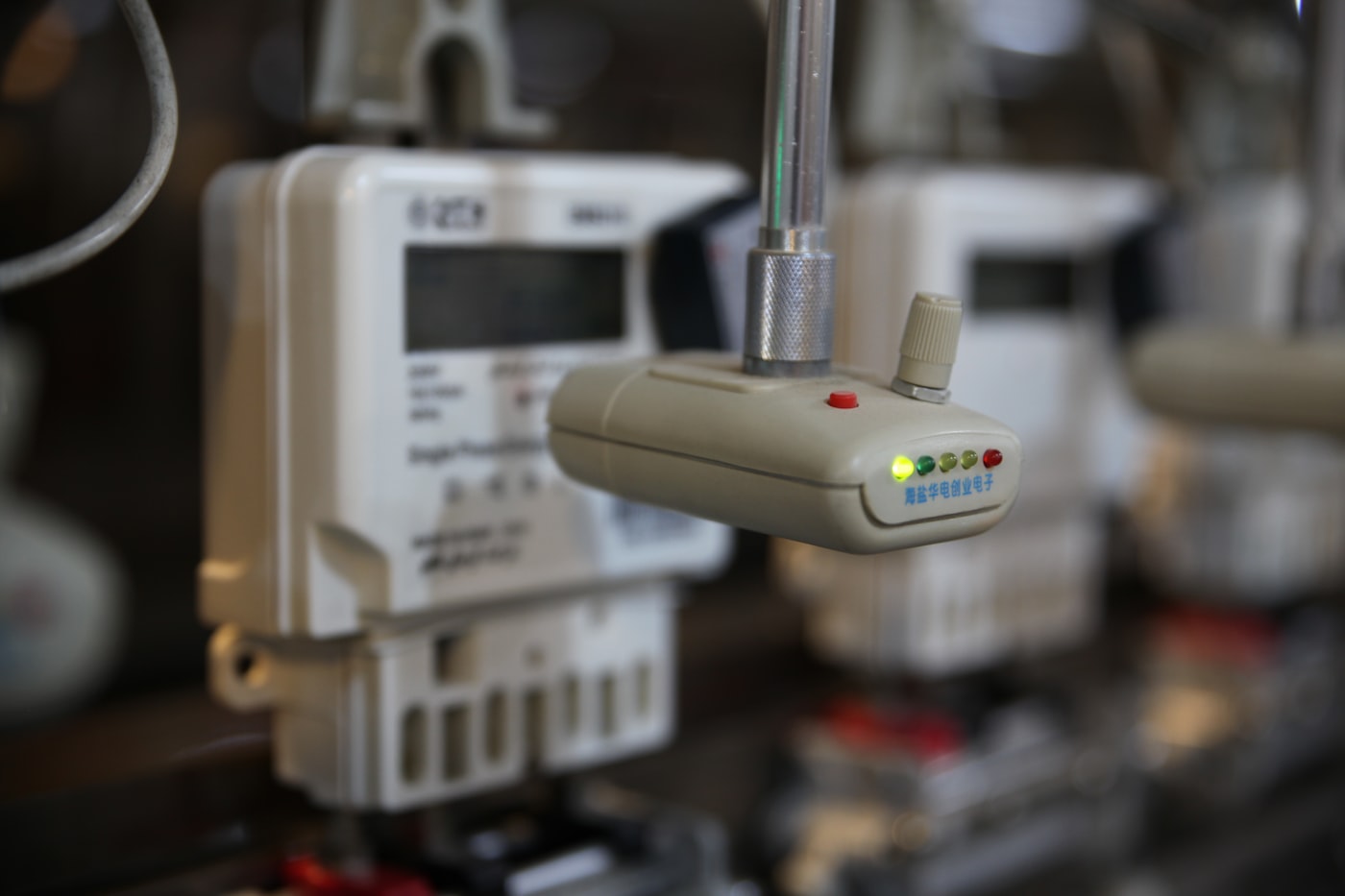 Calibrated temperature data logger